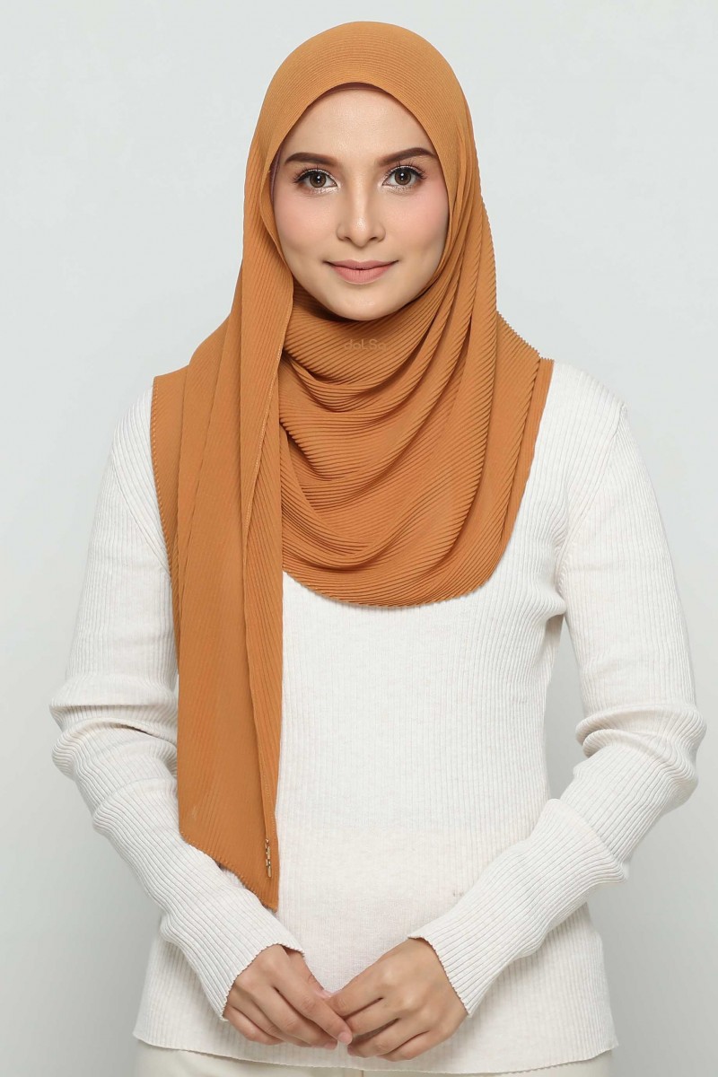 Zahra Cooper