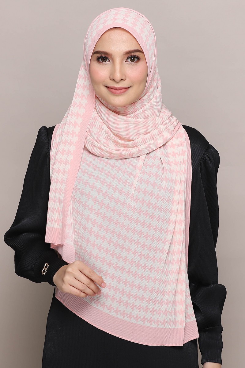 Houndstooth Pleated Shawl - Rose Quartz