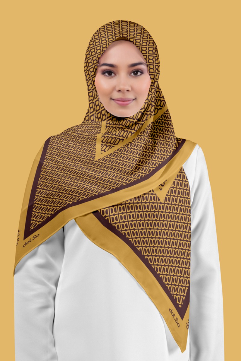 DD Square - Mustard Brown