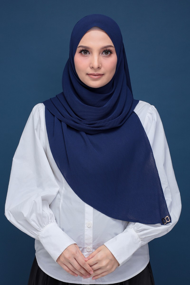 Britta - Navy Blue